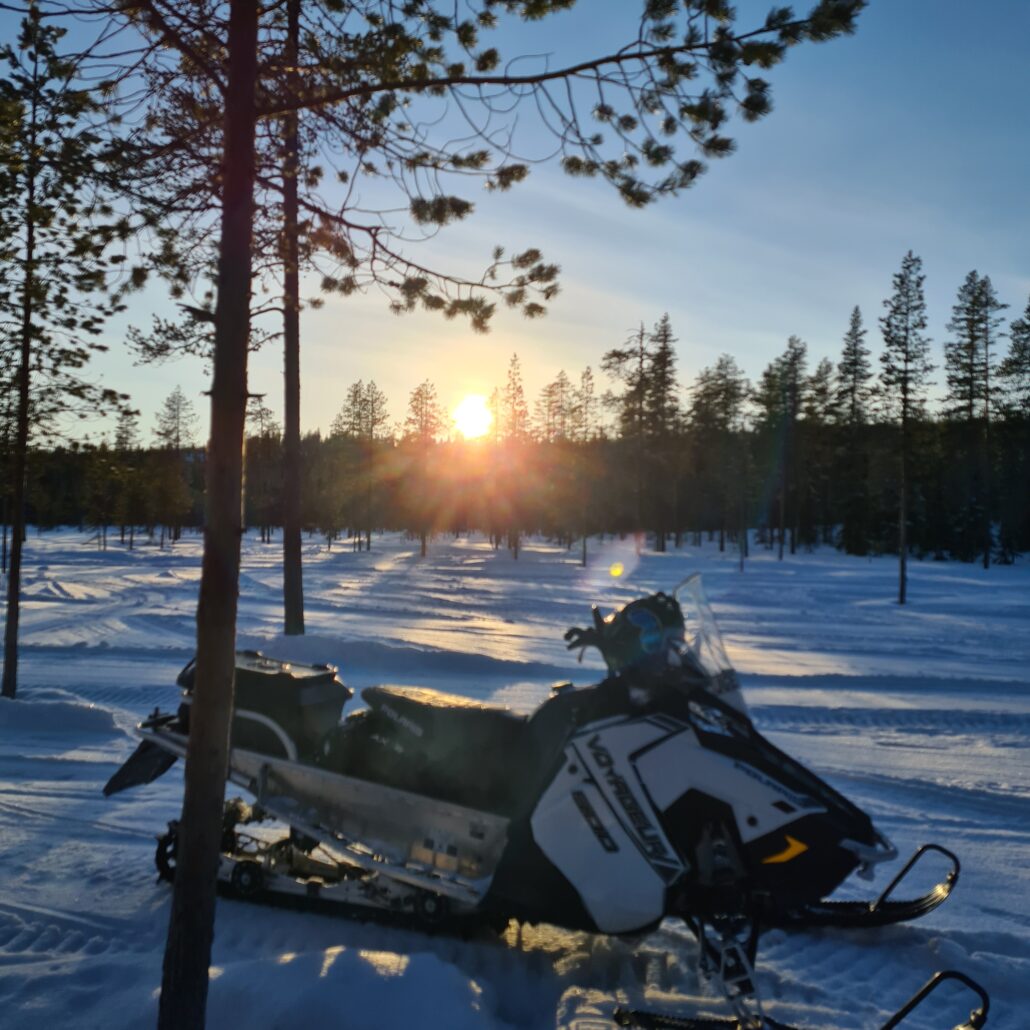 Snowmobile tours