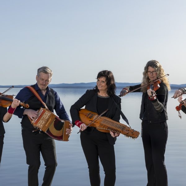 Systerpolska & Fredrik Hangasjärvi